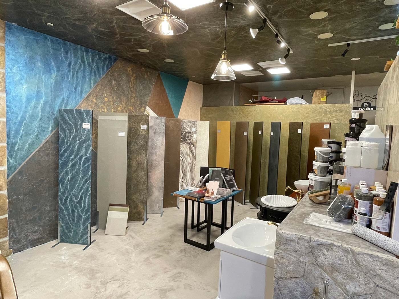 サンデコショールーム 施工例